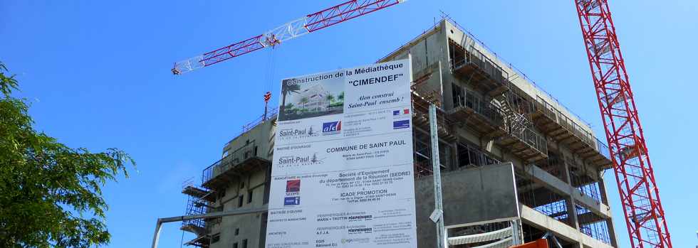 4 avril 2014 - St-Paul - Chantier de la mdiathque Cimendef