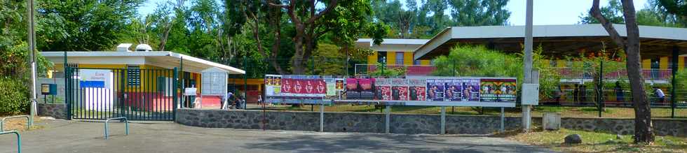 18 avril 2014 - St-Paul - Rosalie, ti train touristique - Tamarun - Ecole de l'Etang