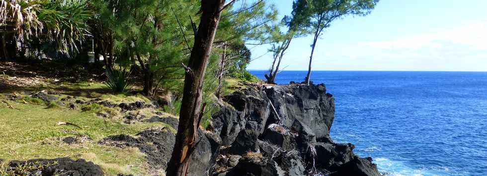 Aot 2014 - Ste-Rose - Sentier littoral de Ravine Glissante  la Marine -