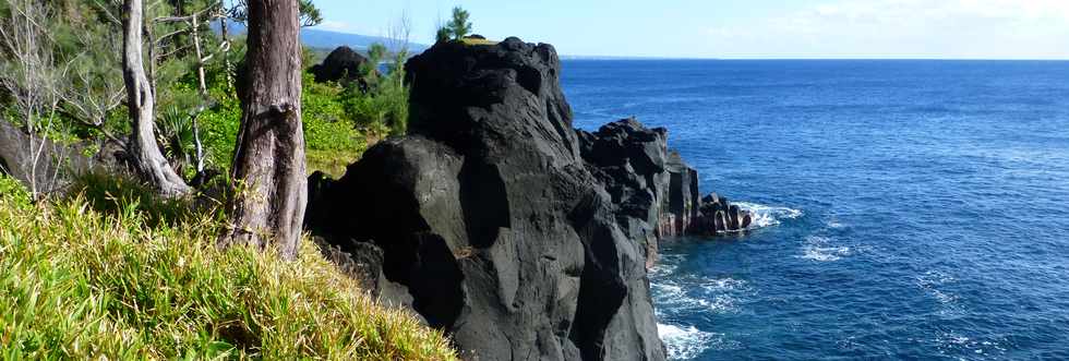 Aot 2014 - Ste-Rose - Sentier littoral de Ravine Glissante  la Marine -