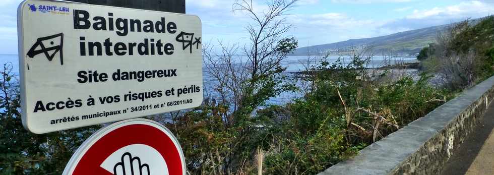 26 septembre 2014 - St-Leu - Panneau Baignade interdite