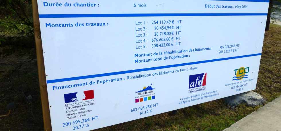 26 septembre 2014 - St-Leu - Panneau rhabilitation du four  chaux