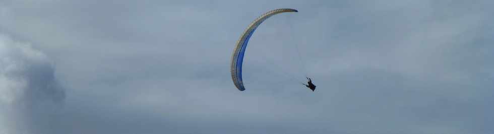 26 septembre 2014 - St-Leu - Aire d'atterrissage des parapentes