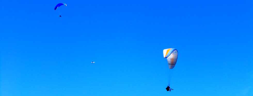 26 septembre 2014 - St-Leu - Aire d'atterrissage des parapentes