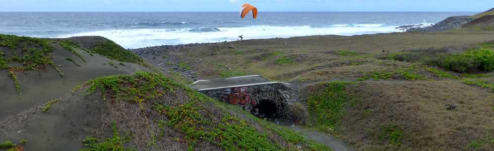 30 novembre 2014 - La Pointe du Diable, un site naturel remarquable - Histoire gologique rcente et aspects humains - Ple Valorisation du patrimoine - St-Pierre - Dunes de sable de Saline Balance -