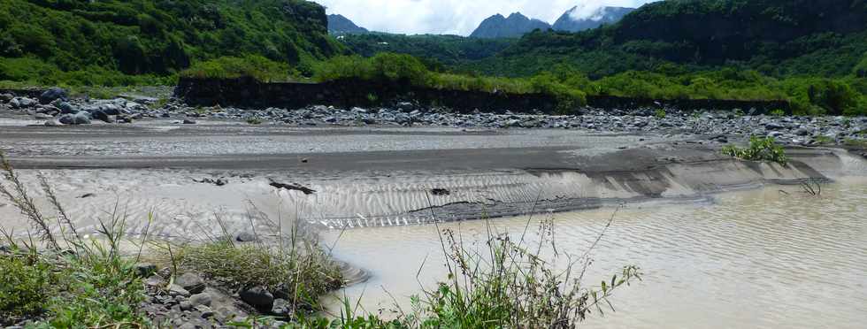 11 mars 2015 - Tempte Haliba - Radier du Ouaki submerg - Bras de Cilaos