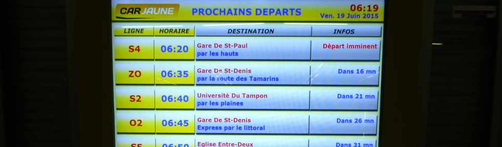 19 juin 2015 - St-Pierre - Gare routire Car Jaune -