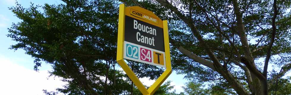 19 juin 2015 - St-Paul - Boucan Canot - Arrt Car Jaune -