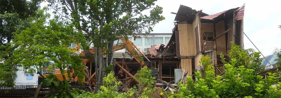 19 janvier 2015 - St-Pierre -  Maison Choppy après effondrement partiel -