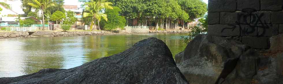 18 avril 2016 - St-Pierre - Embouchure de la rivire d'Abord - Passage souterrain