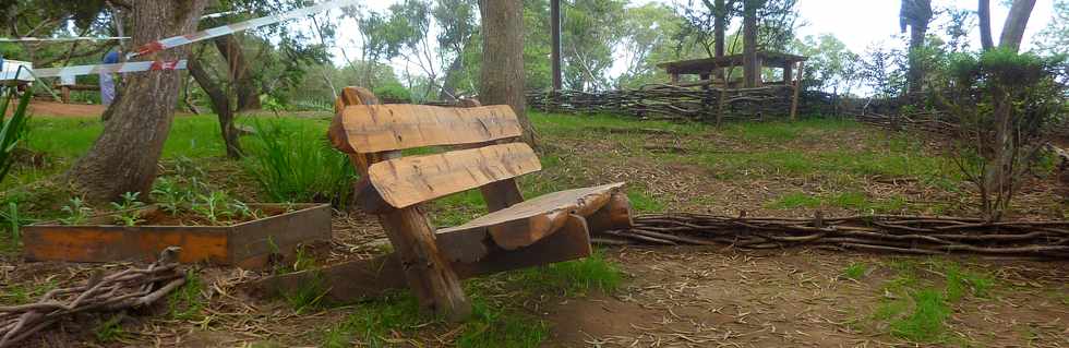 25 avril 2016 - Le Tampon - Fort du Piton de la Ravine Blanche - Association Tamar'haut - Sentiers pdestres -