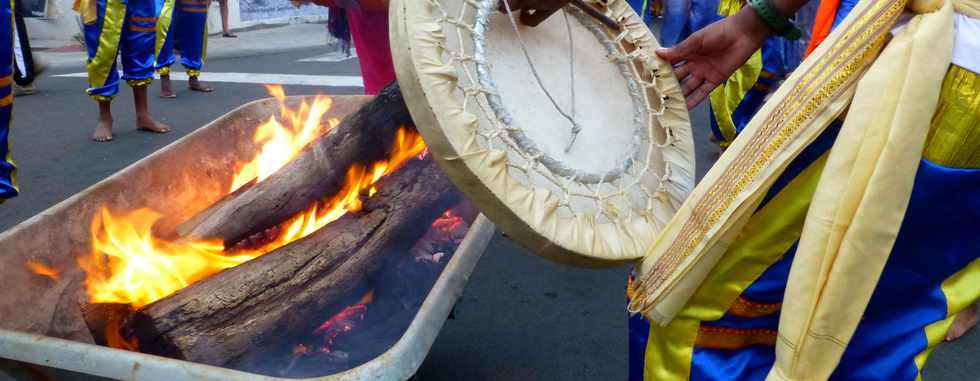 6 novembre 2016 - St-Pierre - Prparatifs de dfil du Dipavali