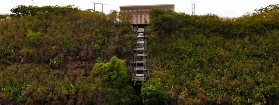 27 janvier 2017 - Route de l'Entre-Deux - Chantier d'insertion JADES - Sentier touristique du pont du Bras de la Plaine - Usine hydrolectrique -