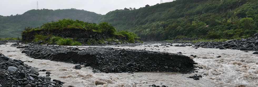 13 mars 2017 - Radier du Ouaki - Crue du Bras de Cilaos -