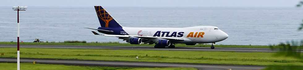 28 mars 2017 - Ste-Marie - Gillot -  Arrive du B747-400F d'Atlas Air