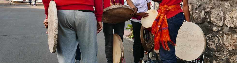 22 octobre 2017 - St-Pierre - Dipavali - Prparatifs du dfil et village indien -