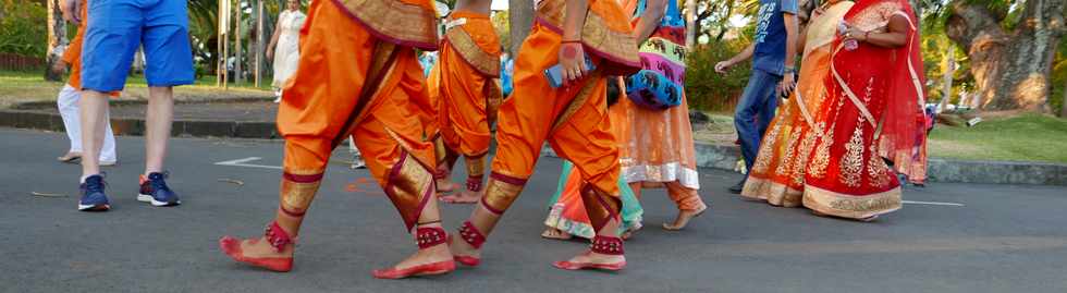 22 octobre 2017 - St-Pierre - Dipavali - Prparatifs du dfil et village indien -