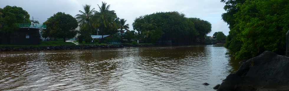 17 janvier 2018 - St-Pierre - Radier de la rivire d'Abord submerg - Tempte Berguitta