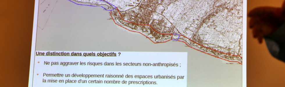 20 février 2018 - St-Pierre - Projet de plan de prévention des risques littoraux - Réunion informations et échanges avant enquête publique - DEAL- BRGM