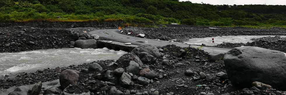 4 mars 2018 - Bras de Ciloas - Radier du Ouaki avant le passage du cyclone Dumazile -