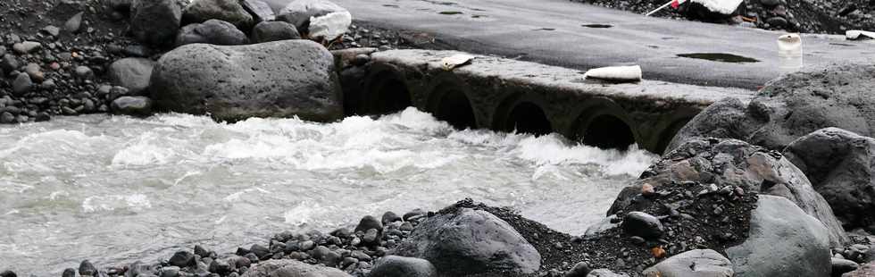 4 mars 2018 - Bras de Ciloas - Radier du Ouaki avant le passage du cyclone Dumazile -