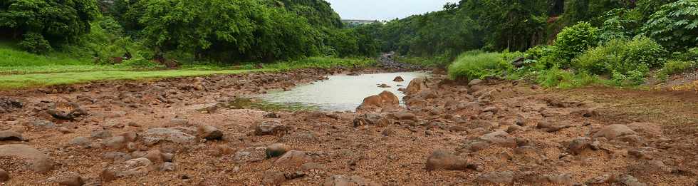 4 mars 2018 - St-Pierre - Radier de la rivire d'Abord - Avant le Cyclone Dumazile