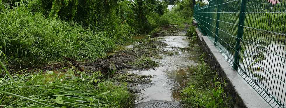 5 mars 2018 - 8h - Cyclone Dumazile - Ravine des Cabris en crue