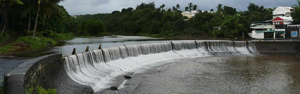 7 mars 2018 - St-Pierre - Radier de la rivire d'Abord - Cyclone Dumazile - Vent de St-Paul -