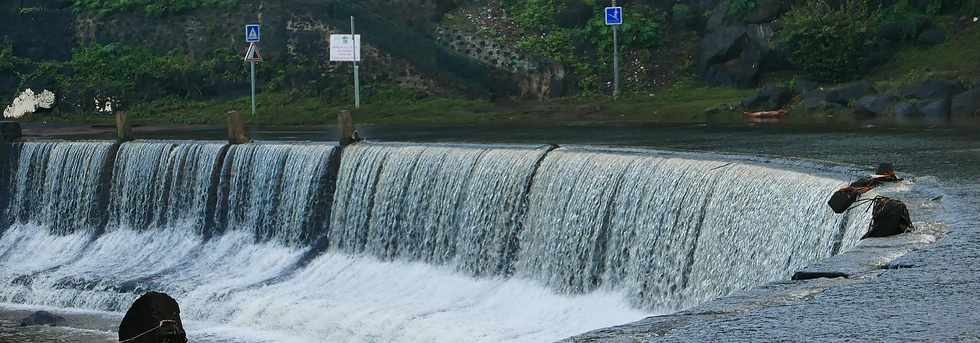 25 avril 2018 - St-Pierre - Radier de la rivire d'Abord en crue - Tempte Fakir