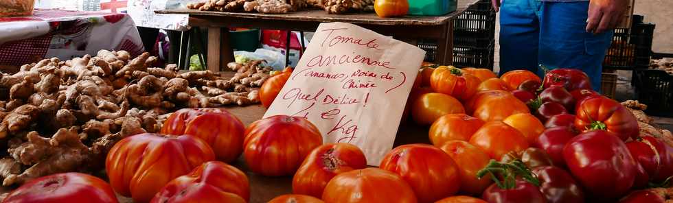 1er dcembre 2018 - St-Pierre - March forain - Tomates