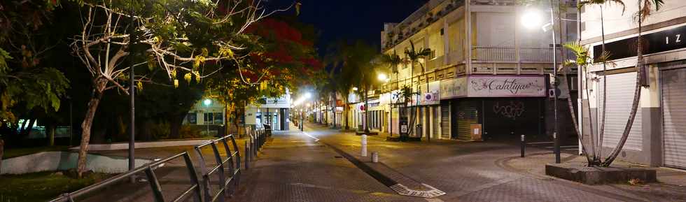 6 dcembre 2018 - St-Pierre - Rue des Bons-Enfants de nuit