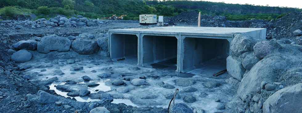 12 janvier 2019 - Bras de Cilaos - Travaux hydrauliques au radier du Ouaki