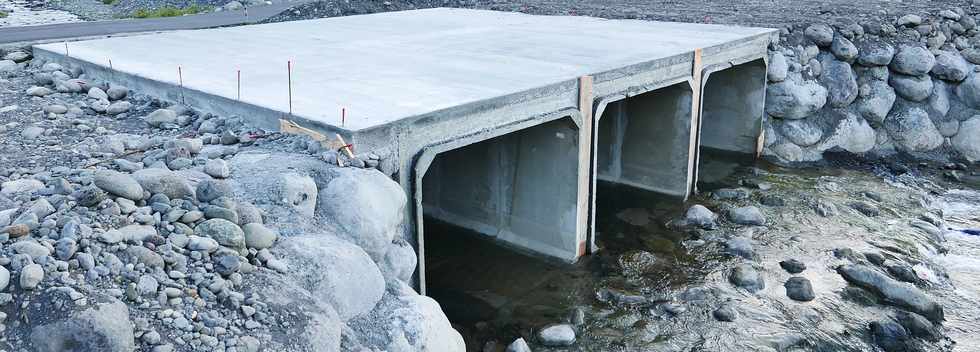 12 janvier 2019 - Bras de Cilaos - Travaux hydrauliques au radier du Ouaki