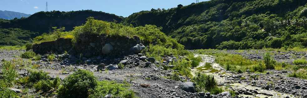 10 mars 2019 - St-Louis - Bras de Cilaos - Nouveau radier au Ouaki -