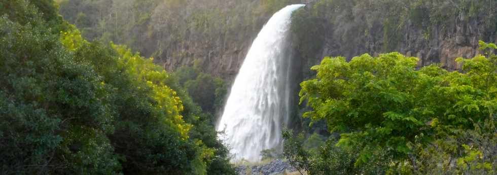 07 juillet 2019 - Bras de la Plaine - Piste vers le barrage de Dassy -  Cascade de l'usine hydrolectrique