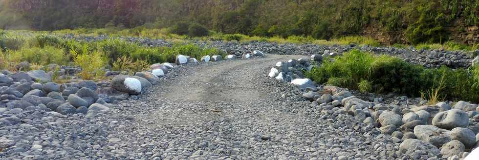 07 juillet 2019 - Bras de la Plaine - Piste vers le barrage de Dassy -