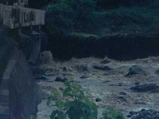 Ancien pont sur la rivire St-Etienne - Cyclone Lydie - 1973