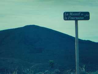 Massif de la Fournaise  4 km