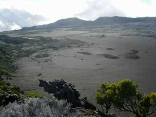 Plaine des Sables, Piton Hay et Demi-Piton