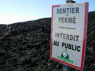 Sentier ferm vers le Bory