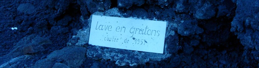 2 sept 2006 - Coul�e en gratons - Piton de la Fournaise