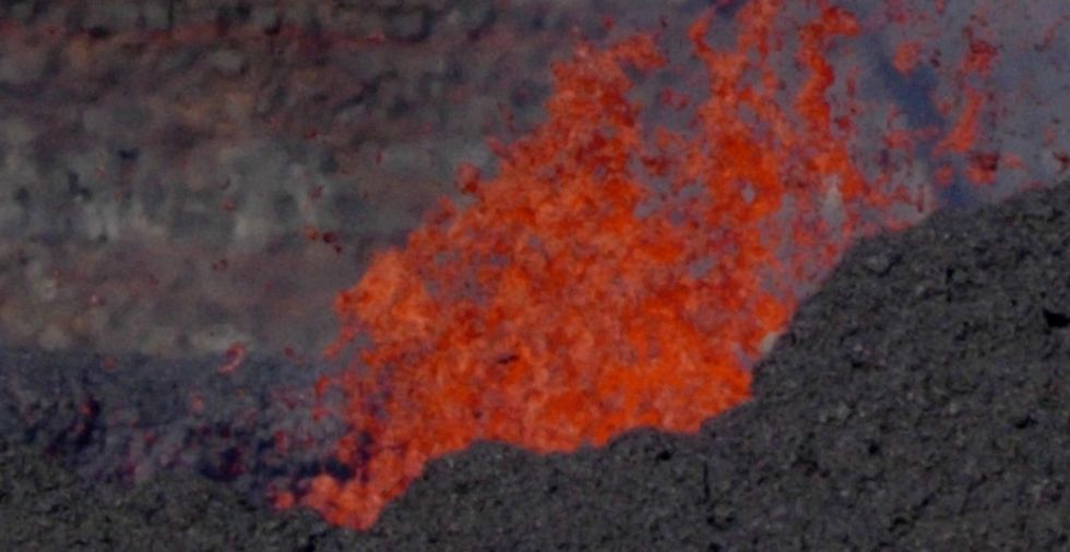 2 sept 2006 - Eruption dans le crat�re Dolomieu