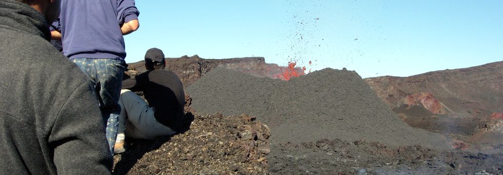 2 sept 2006 - Eruption dans le crat�re Dolomieu