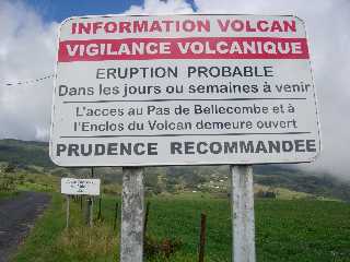Panneau de Vigilance volcanique