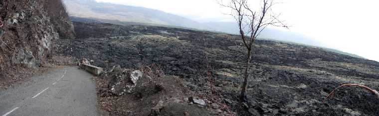 Route du Tremblet après l'éruption de 2007