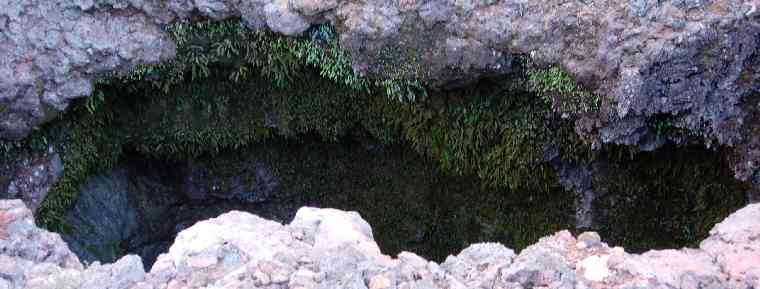 Cratres Aubert de la Re, bouche de l'hornito