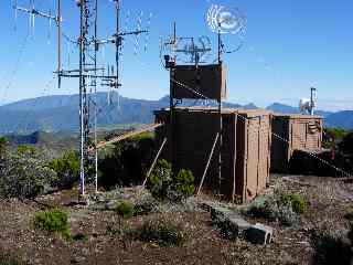 Piton des Basaltes, antennes