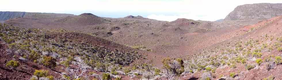 Du haut du Piton Rouge, Piton Hubert, Piton Cambar ...