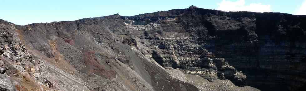 Cratère Dolomieu effondré ( mars 2010)