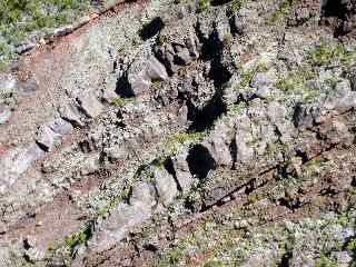 Dtail de la falaise autour de la cascade de la ravine du Grand Sable